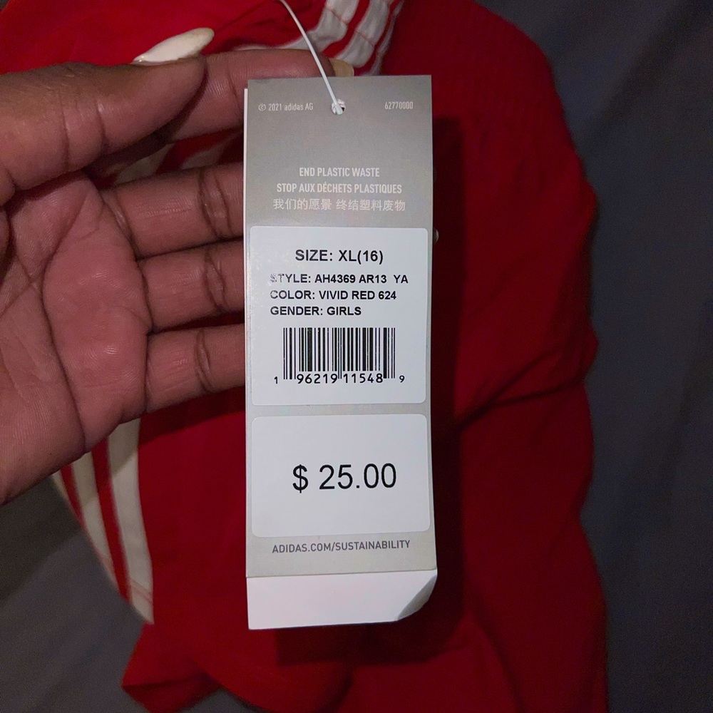 New Adidas Shorts XL (Girls)